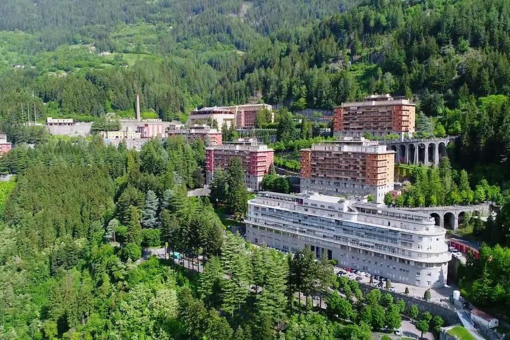 House Storile Apartment Sondalo Bagian luar foto
